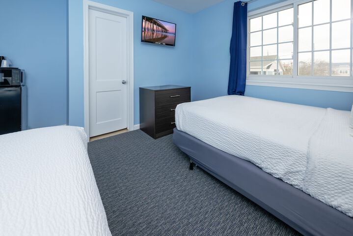 2 Double Beds (15 of 24)