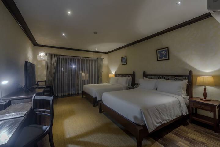 Room 7 of 51