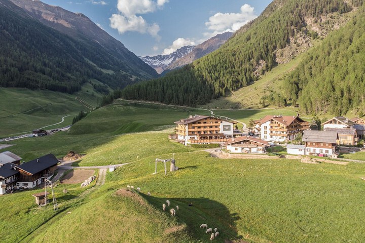 Hotel 157 of 172