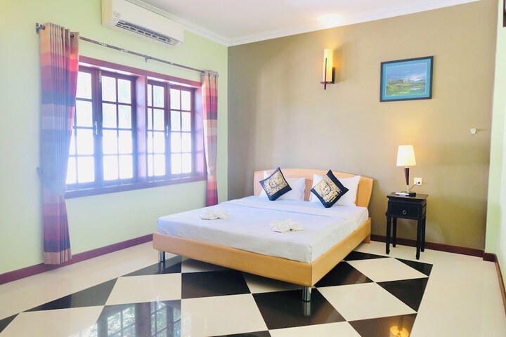 Room 19 of 93