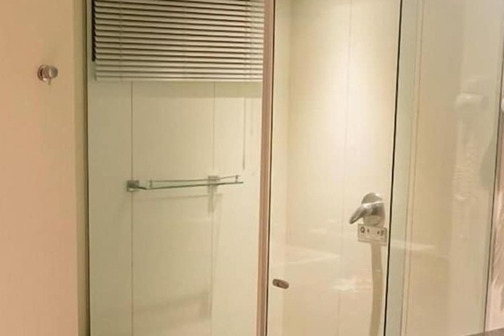 Room 40 of 45