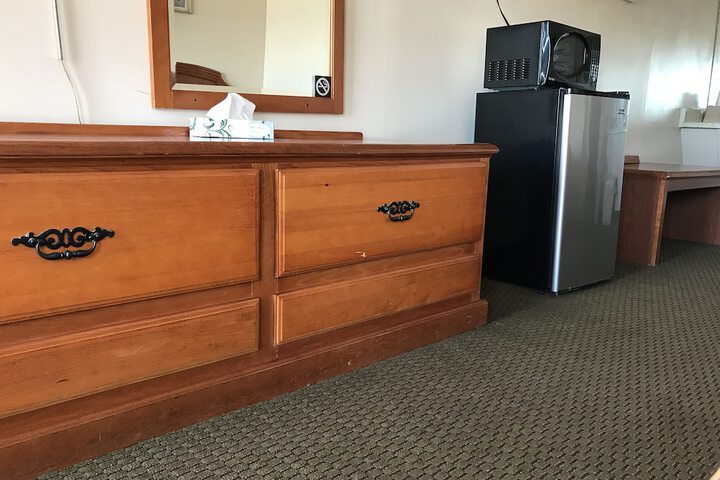 Room 3 of 20
