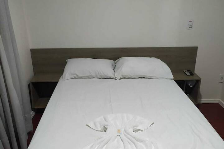 Room 7 of 25