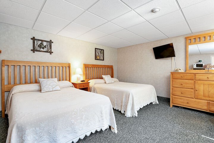 Room 111 of 167