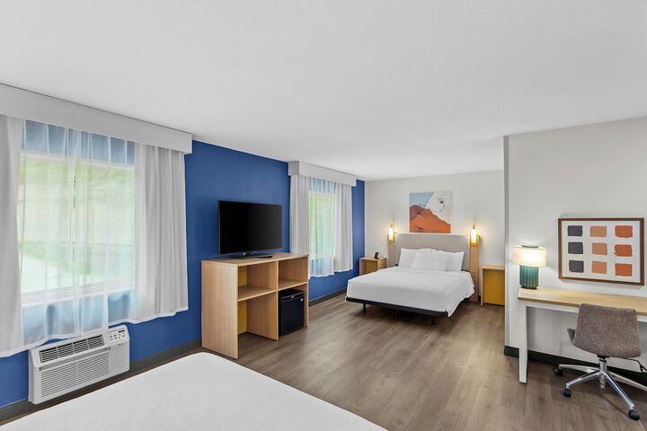 Room 16 of 30