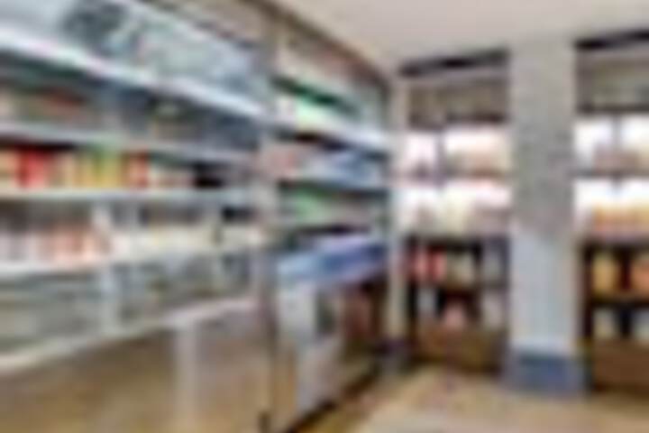 Snack bar