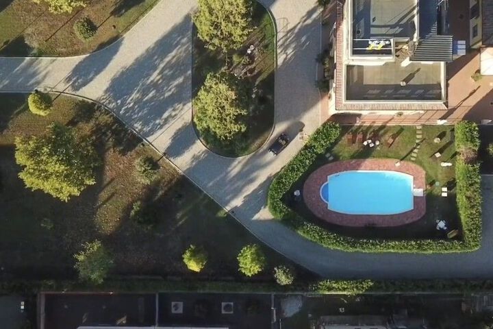 Hotel 15 of 17