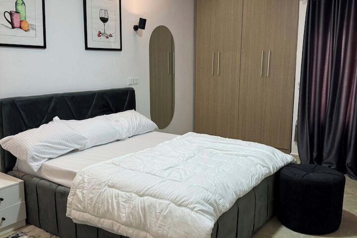 Room 4 of 41