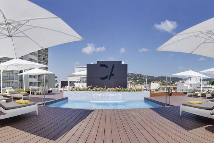 Cosmopolita Hotel Boutique &  Spa in Castell-Platja d'Aro