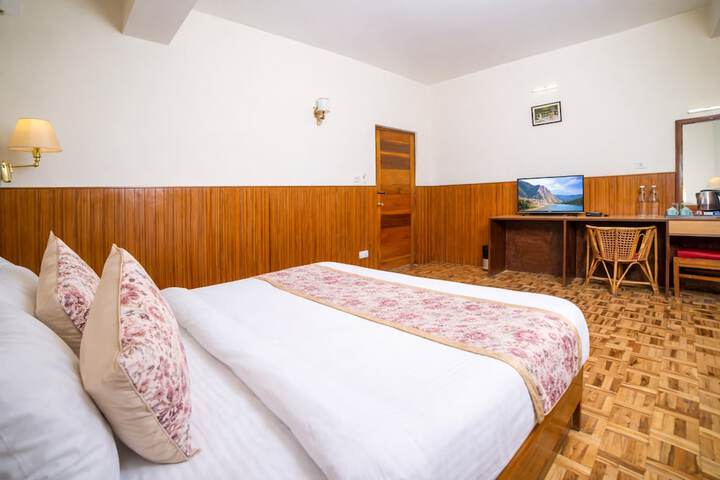 Room 23 of 47