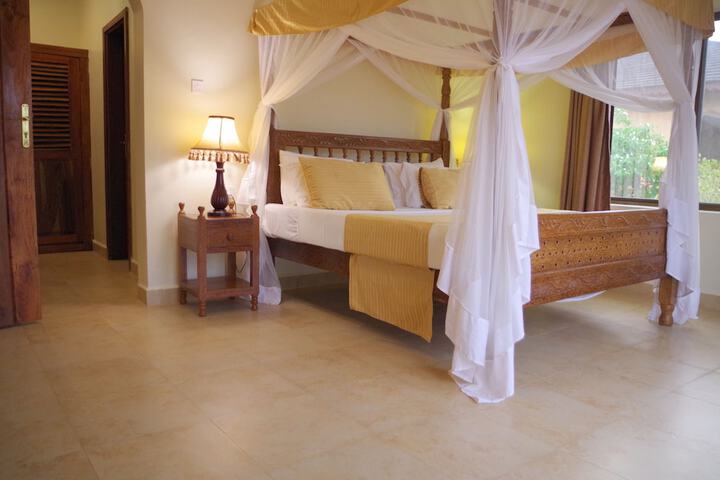Room 15 of 116