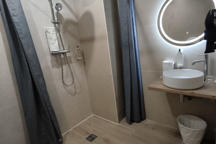 Bath Interior
