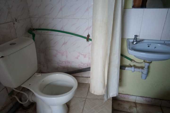 Room 7 of 13