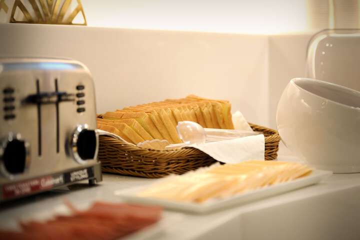 Breakfast/Coffee Service 46 of 52