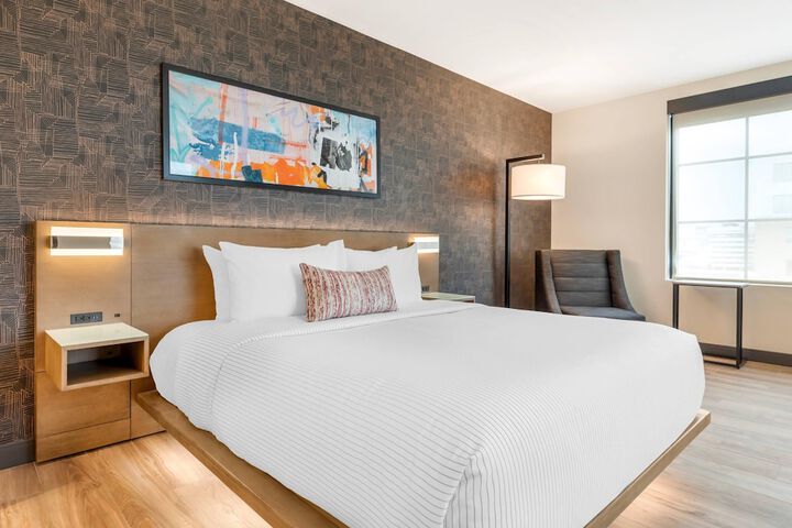 Room 20 of 82