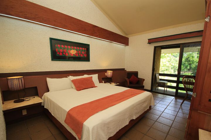 Room 17 of 228