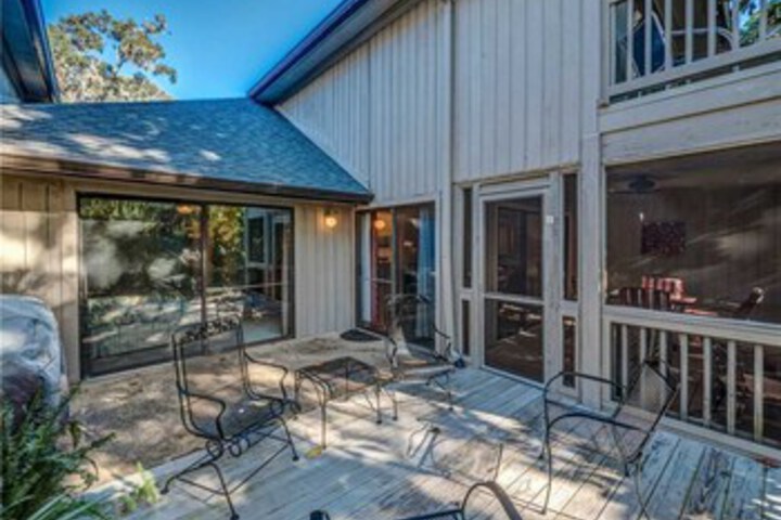 Terrace/Patio 42 of 43