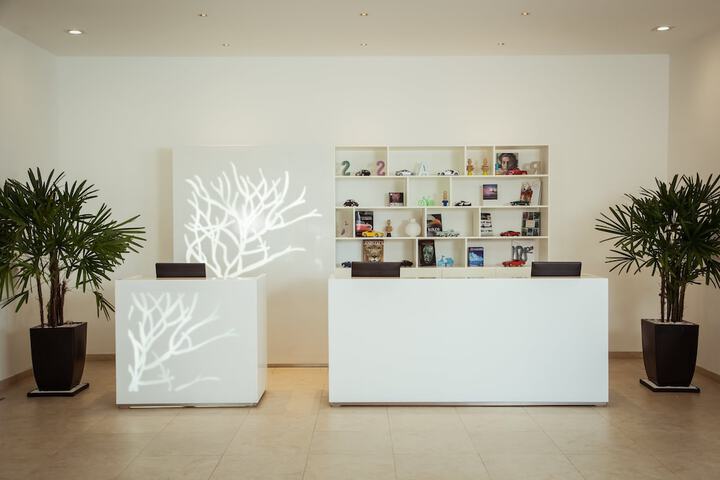 Guest Lobby