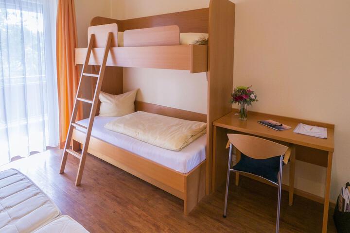 Room 104 of 113