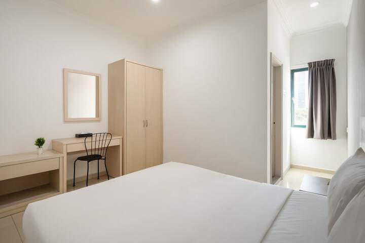 Room 16 of 74