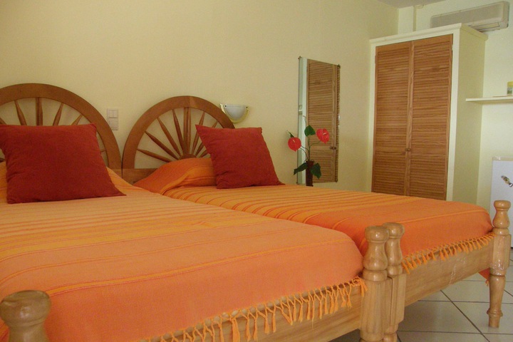 Room 9 of 70
