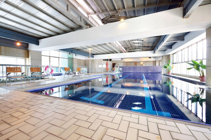 Pool 46 of 100