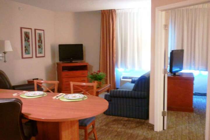 Room 30 of 59