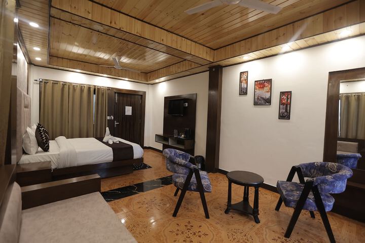 Room 22 of 98