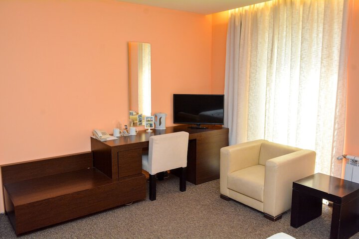 Room 18 of 46