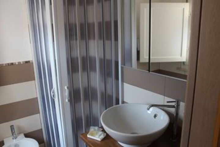 Room 55 of 79