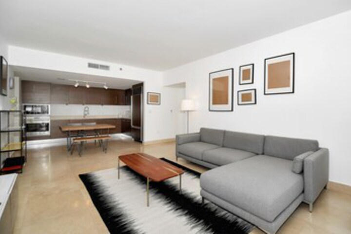 Room 14 of 34