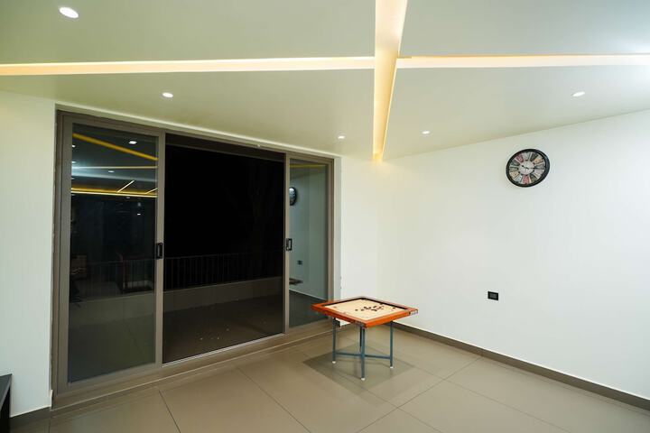 Room 16 of 27