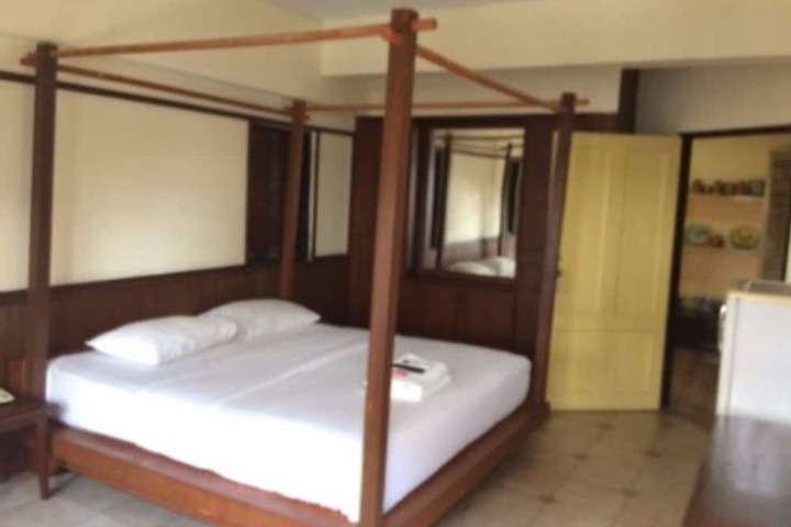 Room 20 of 96