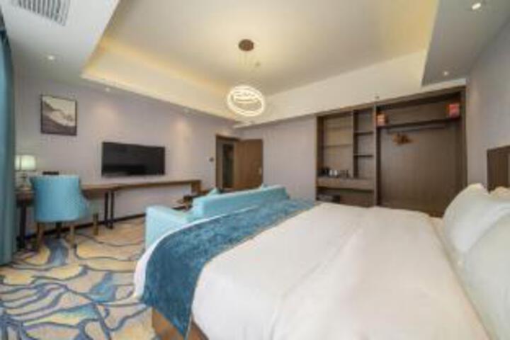 Room 21 of 23