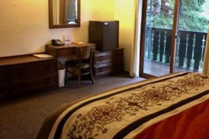 Room 114 of 182