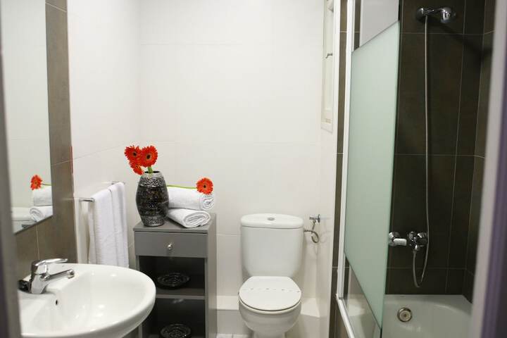 Room 40 of 53