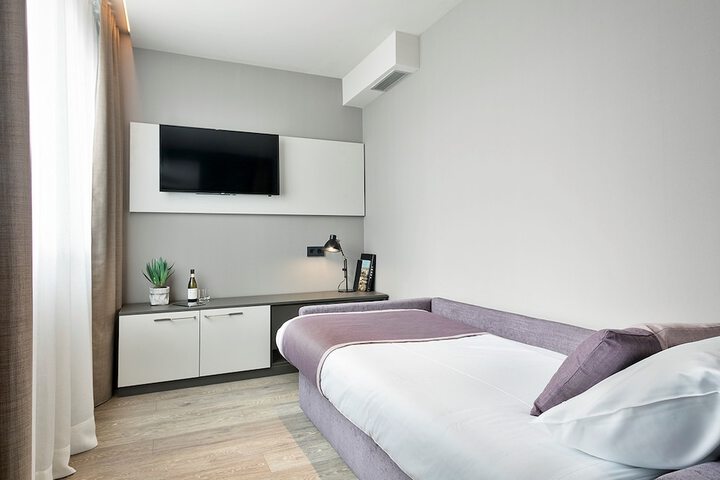 Room 5 of 39