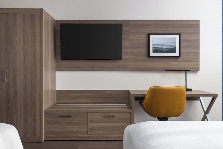 Room 18 of 46