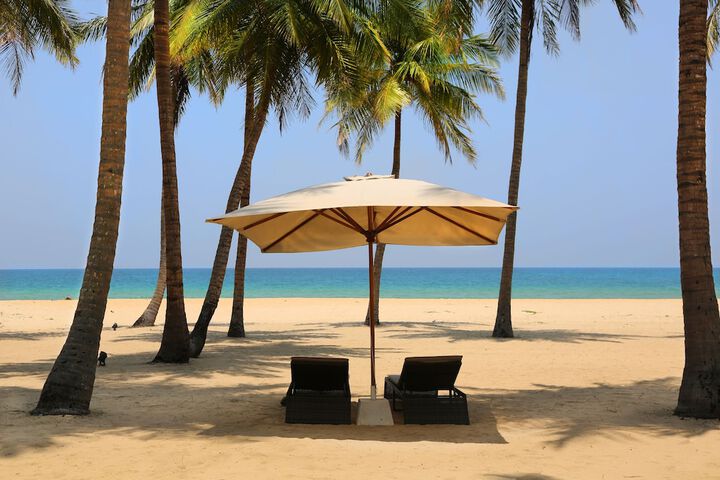 Beach 55 of 66
