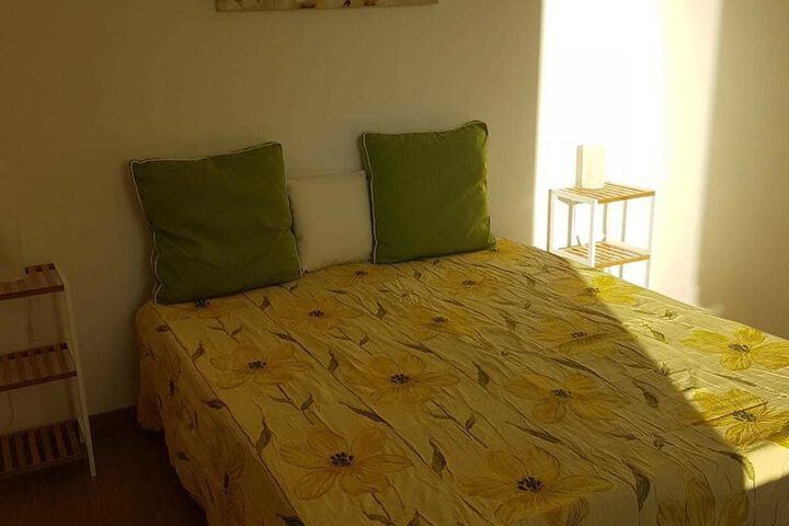 Room 9 of 15