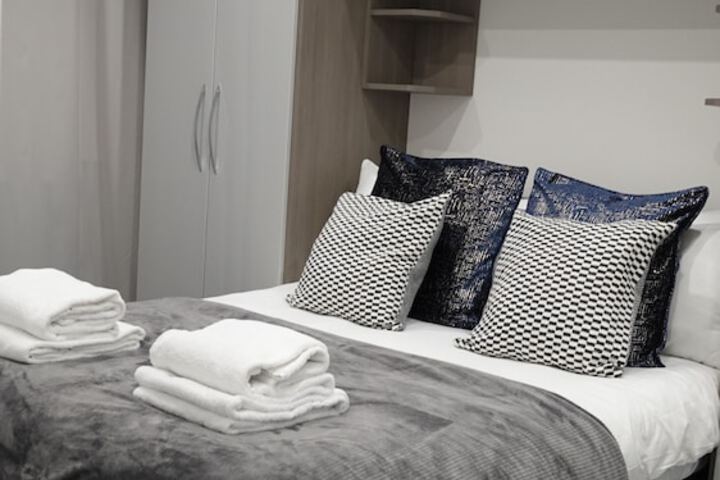 Room 12 of 49