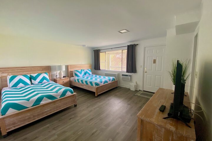 Room 2 of 34