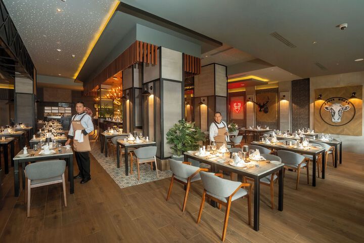 Dining 86 of 100