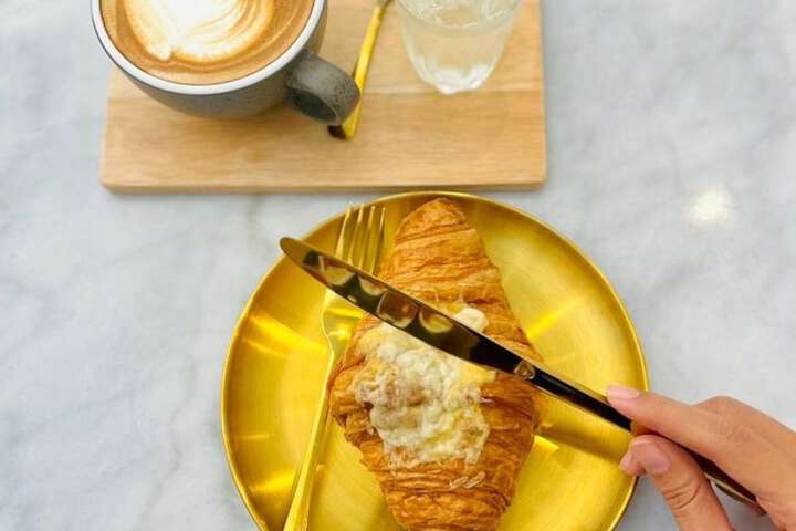 Breakfast/Coffee Service 120 of 132