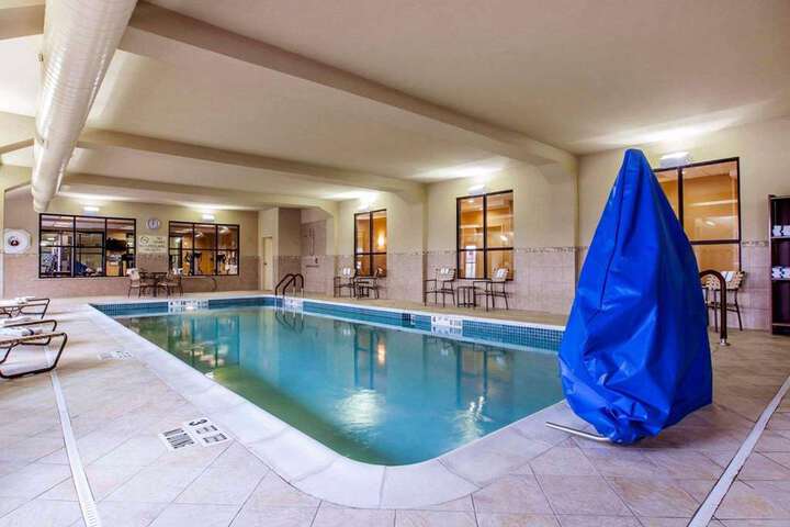 Pool 30 of 50