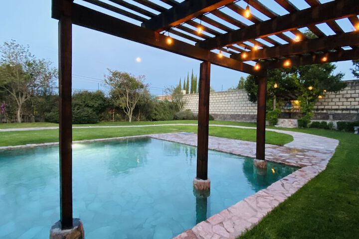 Pool 60 of 149