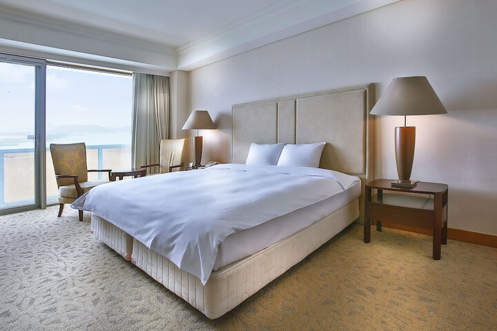 Room 21 of 79