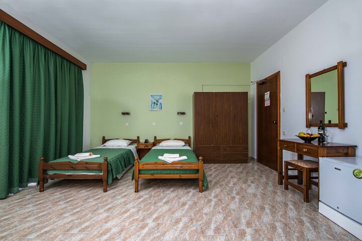 Room 16 of 41