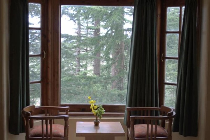 Dining Photos