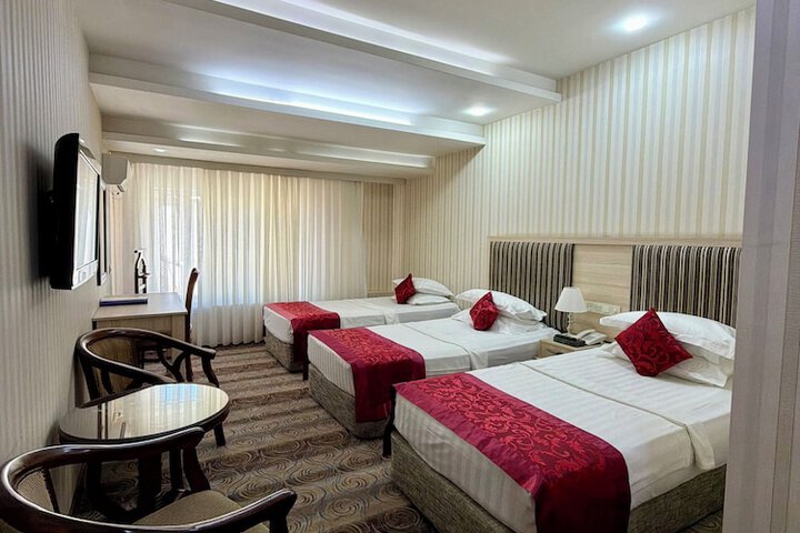 Room 19 of 43